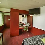 スカンディック ポーラー ホテル 3*